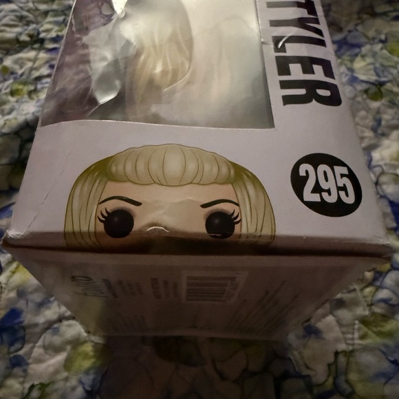 Funko Pop! Doctor Who - Rose Tyler Funko Pop Figure - Picture 7 of 16